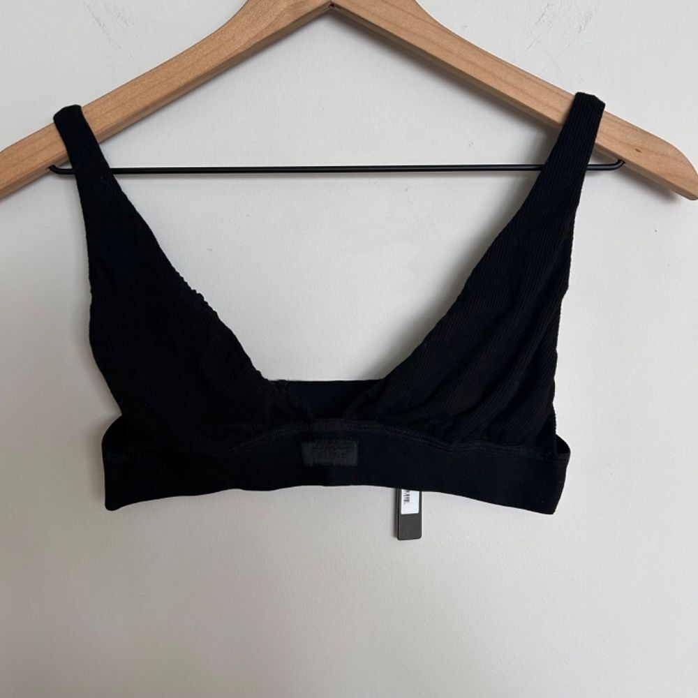 Skims Rib Stretch Cotton Plunge Bralette